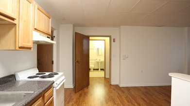 Franklin Park Apartments in Columbus, OH - Foto de edificio - Interior Photo