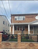 145-92 224th St in Queens, NY - Building Photo