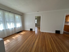 1124 W 25th Ave in Spokane, WA - Foto de edificio - Building Photo