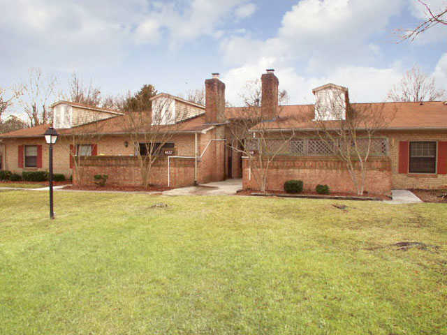 Swan Run Apartments in Charlotte, NC - Foto de edificio - Building Photo