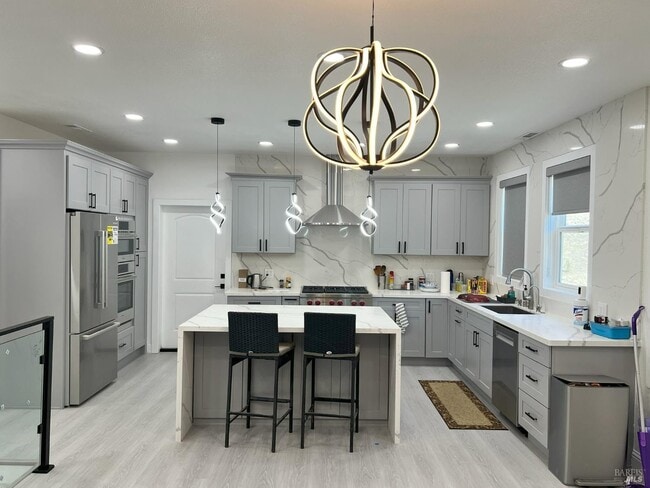 property at 1241 Laverock Ln