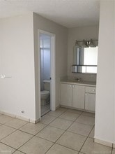 1480 W 46th St in Hialeah, FL - Building Photo - Building Photo