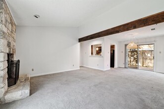 1603 Cinnamon Path in Austin, TX - Building Photo - Building Photo