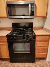 10180 Deerfield Beach Ave in Las Vegas, NV - Building Photo - Building Photo