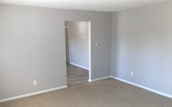 11075 52nd Ave in Allendale, MI - Building Photo - Building Photo