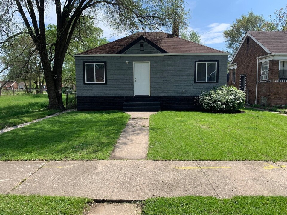 723 Mississippi St in Gary, IN - Foto de edificio