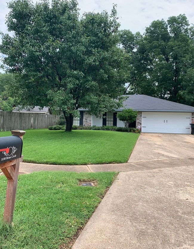 5338 Brian Cir in Bossier City, LA - Building Photo - Building Photo