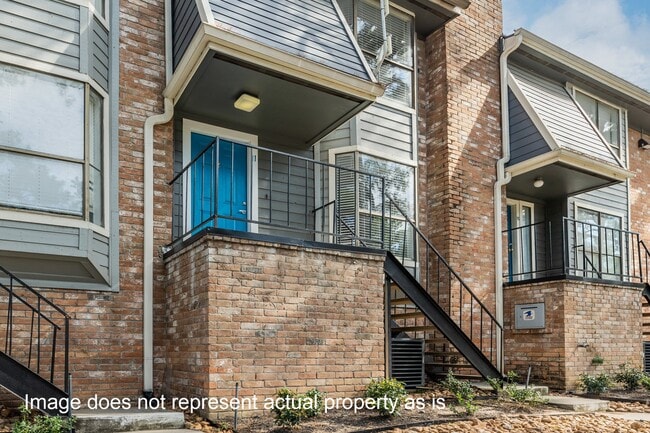 1902 Place Rebecca Ln in Houston, TX - Building Photo - Building Photo