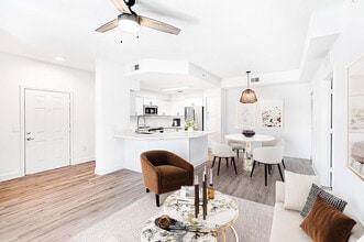 Avana Delray Beach Phase I in Delray Beach, FL - Foto de edificio - Building Photo