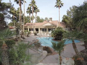 3145 E Flamingo Rd, Unit First Floor Unit in Las Vegas, NV - Foto de edificio - Building Photo