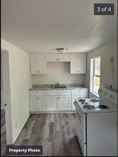 1408 SW 6th St, Unit 4 in Lawton, OK - Building Photo - Building Photo