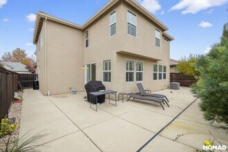 5309 Ocean Ln in Elk Grove, CA - Foto de edificio - Building Photo