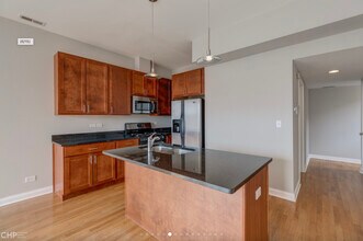 224 S Oakley Blvd in Chicago, IL - Building Photo - Building Photo