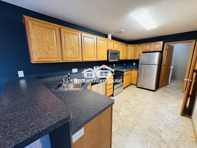 17119 Eastwood Ave in Farmington, MN - Building Photo - Building Photo