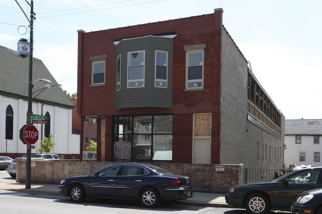 9102 S Burley Ave in Chicago, IL - Foto de edificio - Primary Photo
