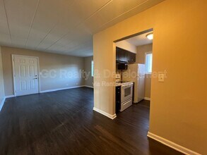 346 Wilson Ave in West Chicago, IL - Building Photo - Building Photo