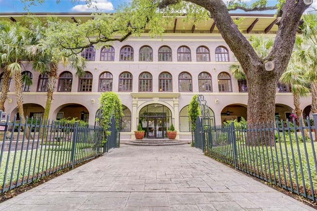 property at 2700 Albany St