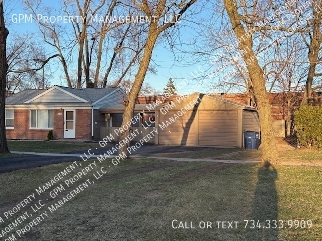 6104 Yale St in Westland, MI - Building Photo - Building Photo