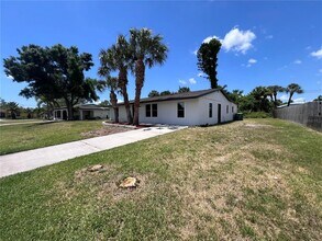 4123 Michel Tree St in Port Charlotte, FL - Building Photo - Building Photo