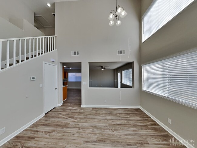 1933 Desert Sage Ave in North Las Vegas, NV - Building Photo - Building Photo