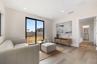 3735 Adams St in Carlsbad, CA - Building Photo - Building Photo