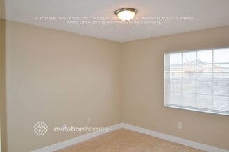 7550 W 30th Ave, Unit B in Hialeah, FL - Building Photo - Building Photo