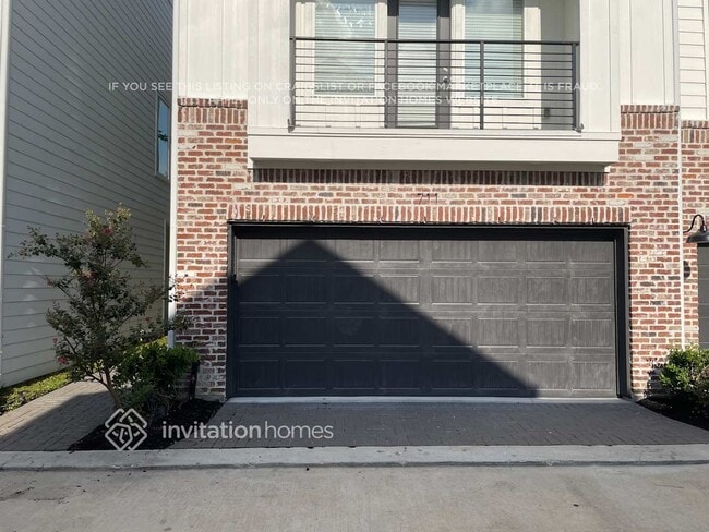 property at 711 Wilshire Brook Ln