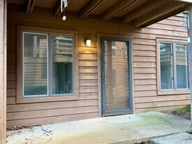 1839 J Julian Ln in Charlotte, NC - Building Photo