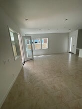 356 Merit in Irvine, CA - Building Photo - Building Photo