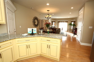 Lions Gate in Davison, MI - Building Photo - Interior Photo