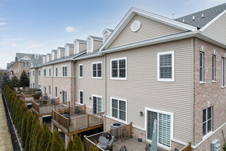 Paris Square in Northvale, NJ - Building Photo - Building Photo