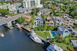 453 SW 5th Ave in Fort Lauderdale, FL - Building Photo - Building Photo