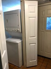 7425 Countrybrook Dr in Indianapolis, IN - Building Photo - Building Photo