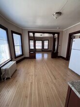 1109 E Gorham St, Unit 1 in Madison, WI - Building Photo - Building Photo