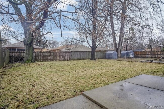 24261 Condon St in Oak Park, MI - Building Photo - Building Photo