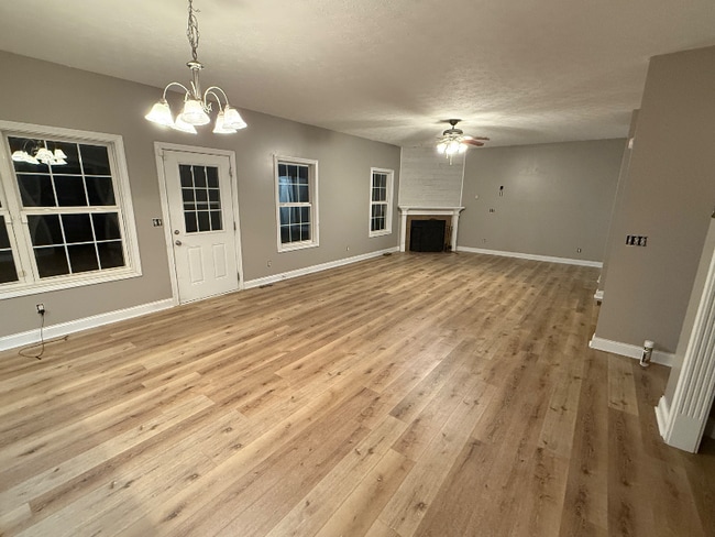 314 Vineland Pl Dr in Vine Grove, KY - Building Photo - Building Photo