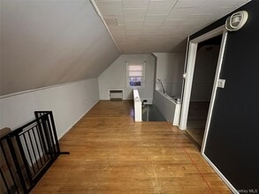29 Mary St in Valley Stream, NY - Building Photo - Building Photo