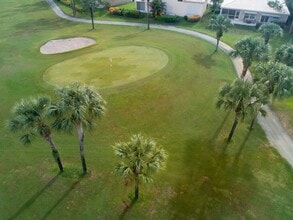 18157 SE Fairview Cir in Jupiter, FL - Building Photo - Building Photo