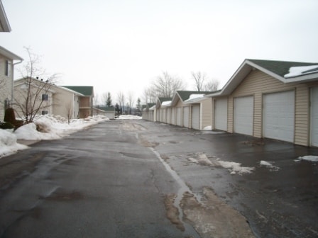 818 E Allman St in Medford, WI - Foto de edificio - Building Photo