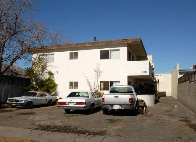 11419 Killion St in North Hollywood, CA - Foto de edificio - Building Photo