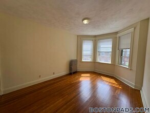 124 Peterborough St in Boston, MA - Building Photo - Building Photo