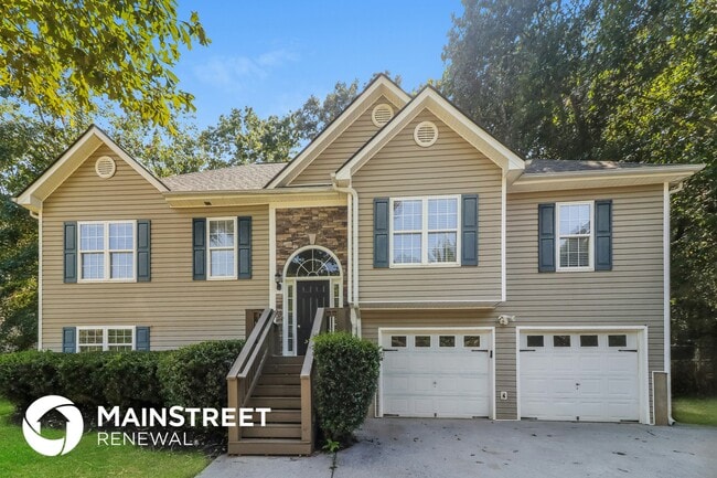 property at 435 Amy Blvd