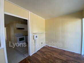 17367 Dowling Dr in Ft. Myers, FL - Building Photo - Building Photo