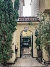 1432 W 21st St, Unit F in Houston, TX - Foto de edificio - Building Photo