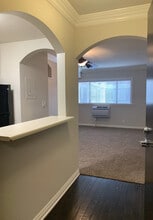 Burbank Center Apartments in Burbank, CA - Foto de edificio - Building Photo