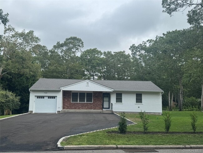 property at 60 Eisenhower Dr
