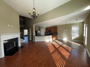 16919 Creek Mountain Dr in Houston, TX - Building Photo - Building Photo