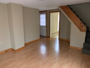 320 Church St in Putnam, CT - Building Photo - Building Photo