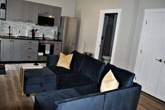 404 Kathe Ct-Unit -Unit 2 in Riva, MD - Building Photo - Building Photo