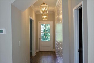 660 Allen St NE in Buford, GA - Building Photo - Building Photo